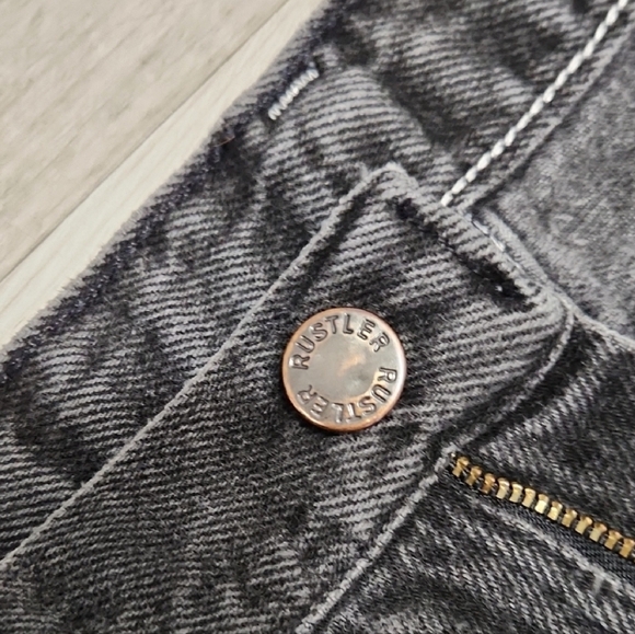 Rustler Men's Faded Black Straight Leg Denim Jeans 30" x 30" True Size - Picture 4 of 13